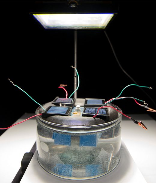 Exposito's electrolysis prototype