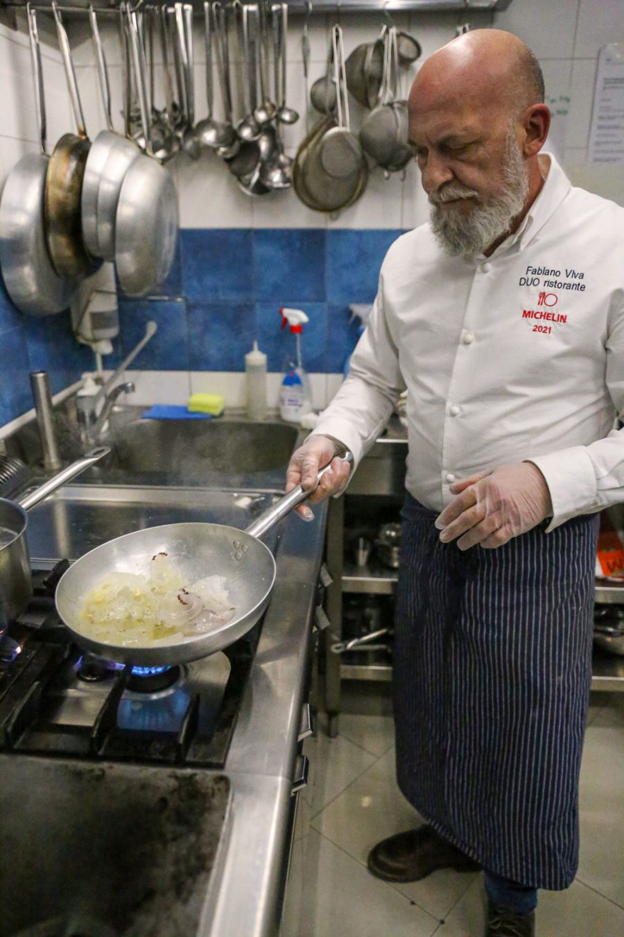 Chef Fabiano Viva cooking jellyfish