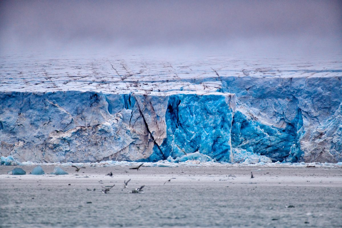 Svalbard’s Kronebreen glacier