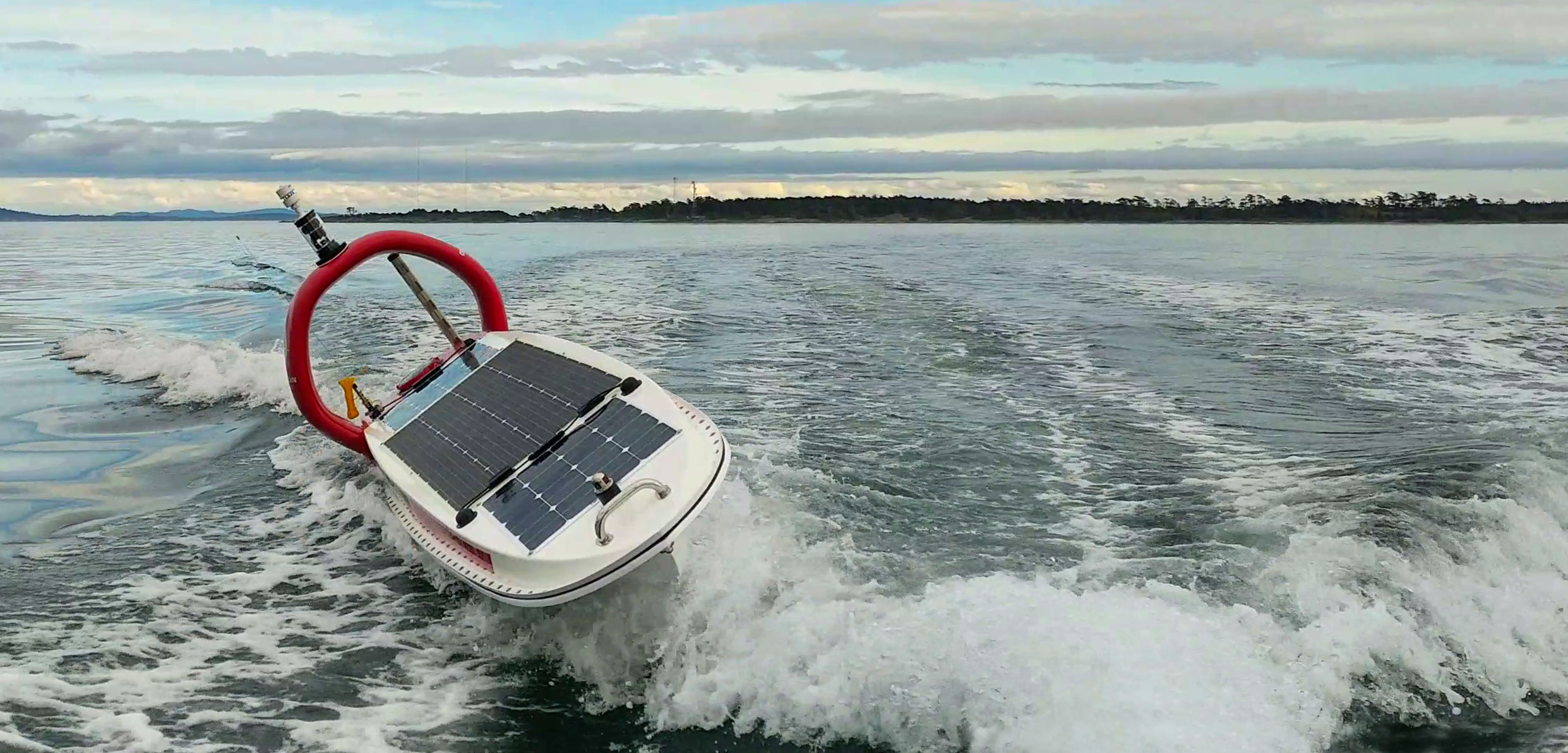 Daphne, an autonomous solar-powered vessel
