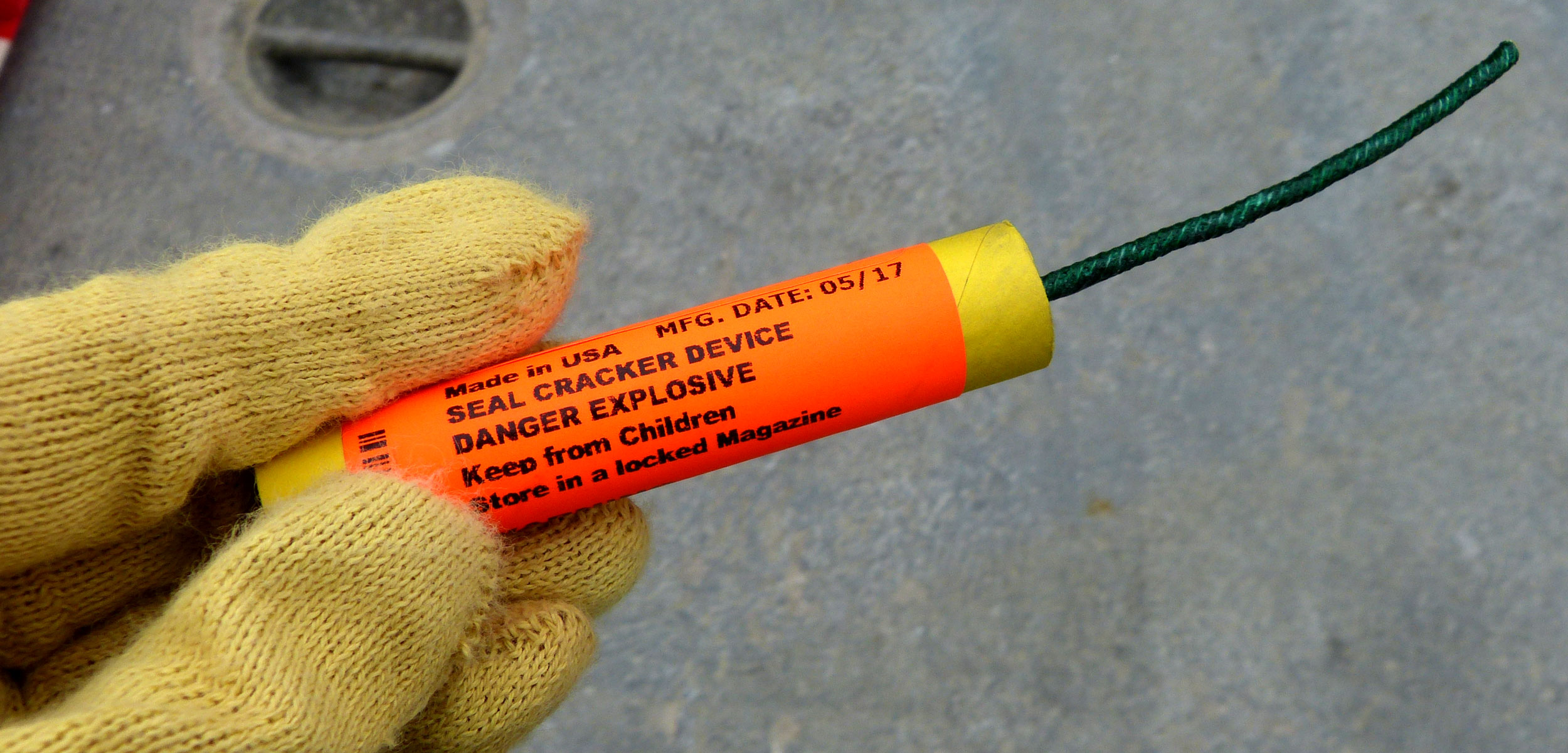a seal bomb explosive device