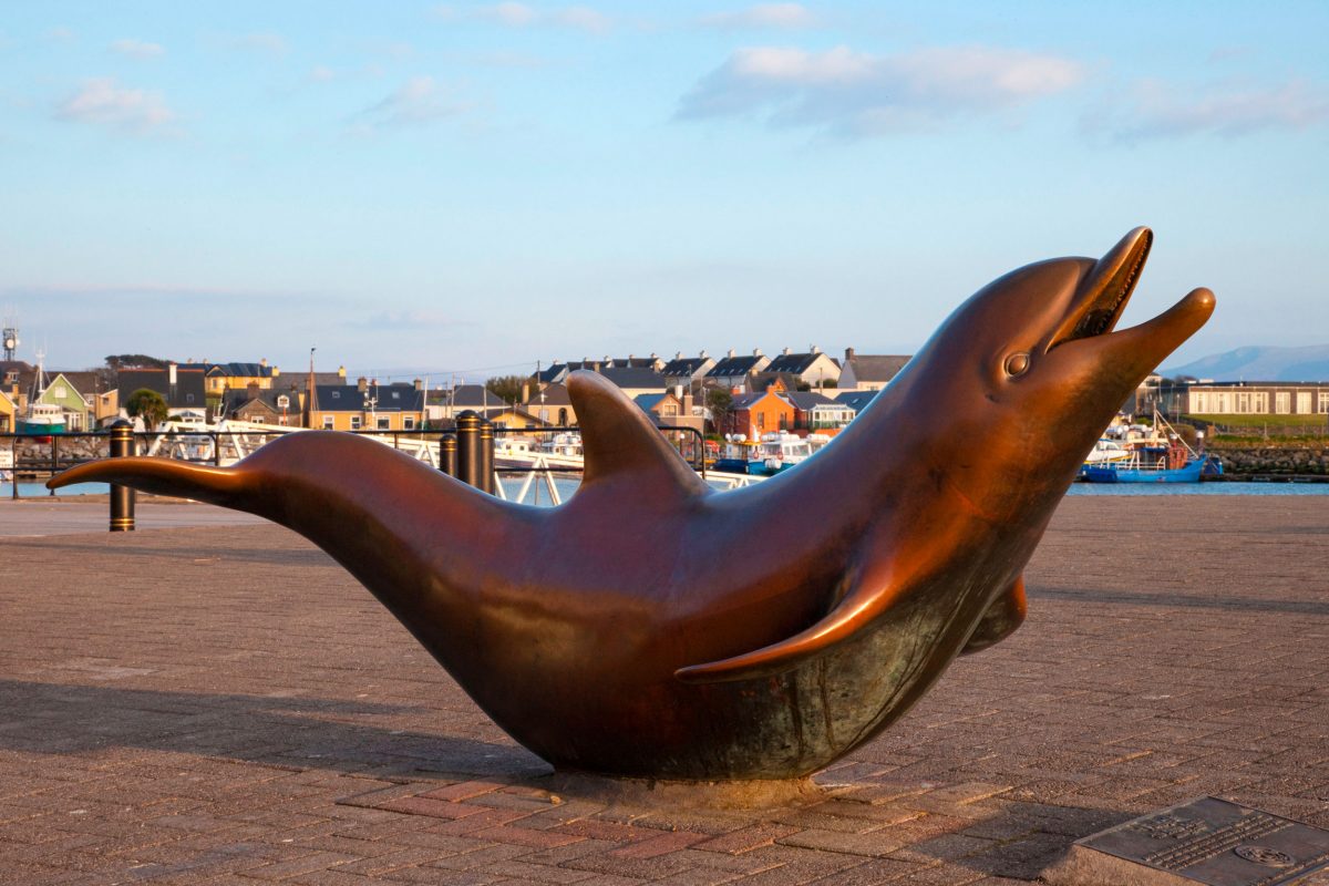 Statue of Fungie the Dolphin in Dingle, Ireland